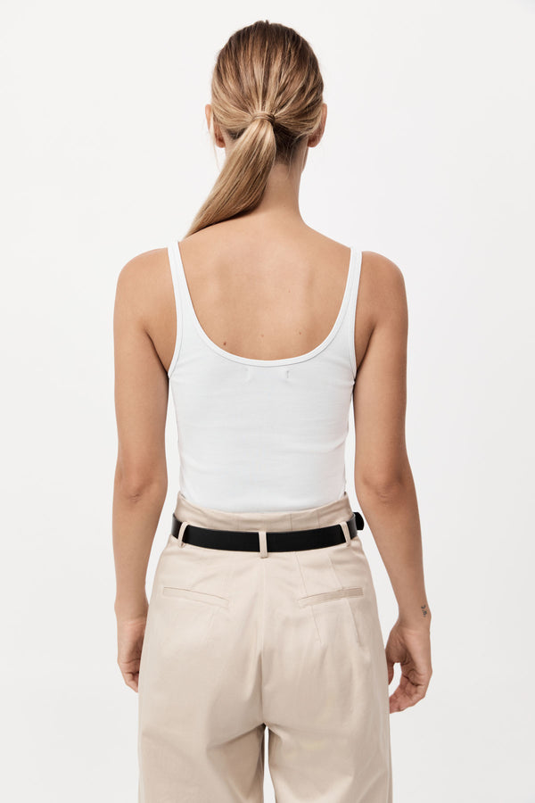 St. Agni - Organic Cotton Slim Scoop Tank - White