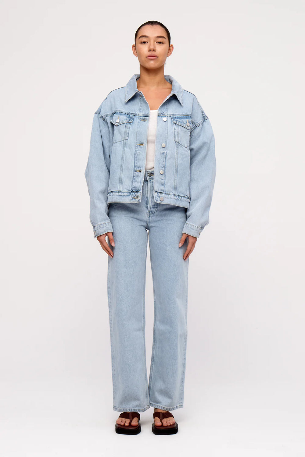Zulu & Zephyr - Mid Rise Jean - Light Wash – VAHST STORE