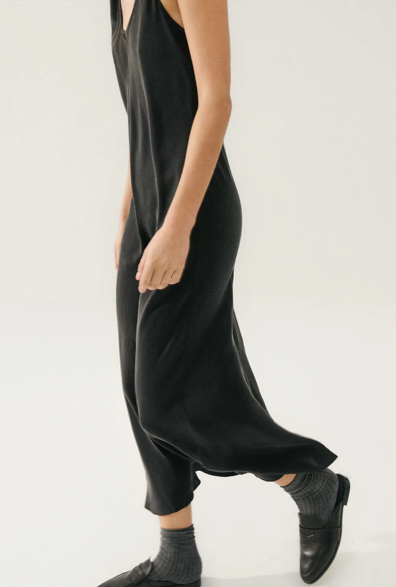 Scoop Neck Dress Black